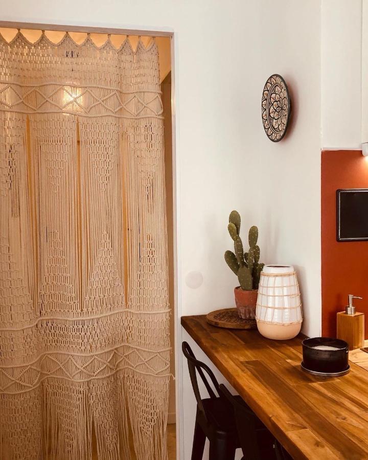מרסיאן Casa Dahlia - Charmant Appartement Equipe Avec Grande Terrasse מראה חיצוני תמונה