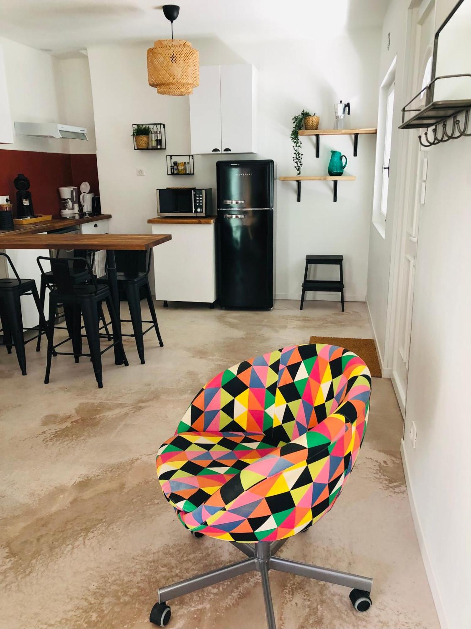 מרסיאן Casa Dahlia - Charmant Appartement Equipe Avec Grande Terrasse מראה חיצוני תמונה